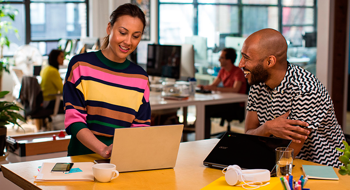 Trabajando con un Chromebook para mejorar productividad